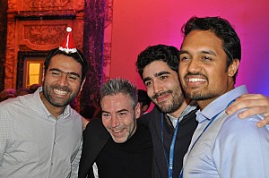 2019-12-06-(19h54)-dsc-0362-(mama-razzi).jpg 2019-12-06-(19h54)-dsc-0362-(mama-razzi).jpg