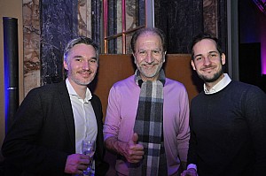 2019-12-06-(20h52)-dsc-0558-(mama-razzi).jpg 2019-12-06-(20h52)-dsc-0558-(mama-razzi).jpg