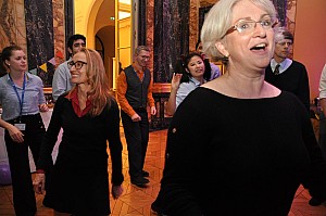 2019-12-06-(21h12)-dsc-0629-(mama-razzi).jpg 2019-12-06-(21h12)-dsc-0629-(mama-razzi).jpg