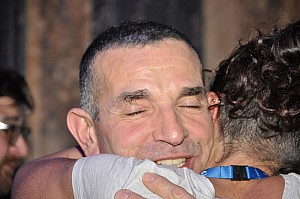 2019-12-06-(21h26)-dsc-0722-(mama-razzi).jpg 2019-12-06-(21h26)-dsc-0722-(mama-razzi).jpg