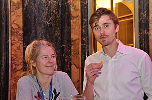 2019-12-06-(21h35)-dsc-0770-(mama-razzi).jpg 2019-12-06-(21h35)-dsc-0770-(mama-razzi).jpg