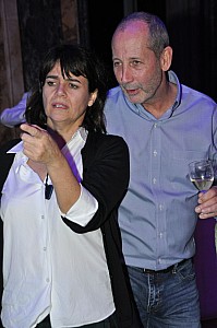 2019-12-06-(22h16)-dsc-0058-(mama-razzi).jpg 2019-12-06-(22h16)-dsc-0058-(mama-razzi).jpg