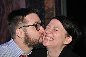 2019-12-06-(22h43)-dsc-0247-(mama-razzi).jpg 2019-12-06-(22h43)-dsc-0247-(mama-razzi).jpg