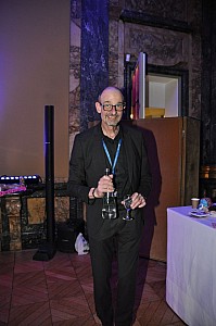 2019-12-06-(22h43)-dsc-0249-(mama-razzi).jpg 2019-12-06-(22h43)-dsc-0249-(mama-razzi).jpg