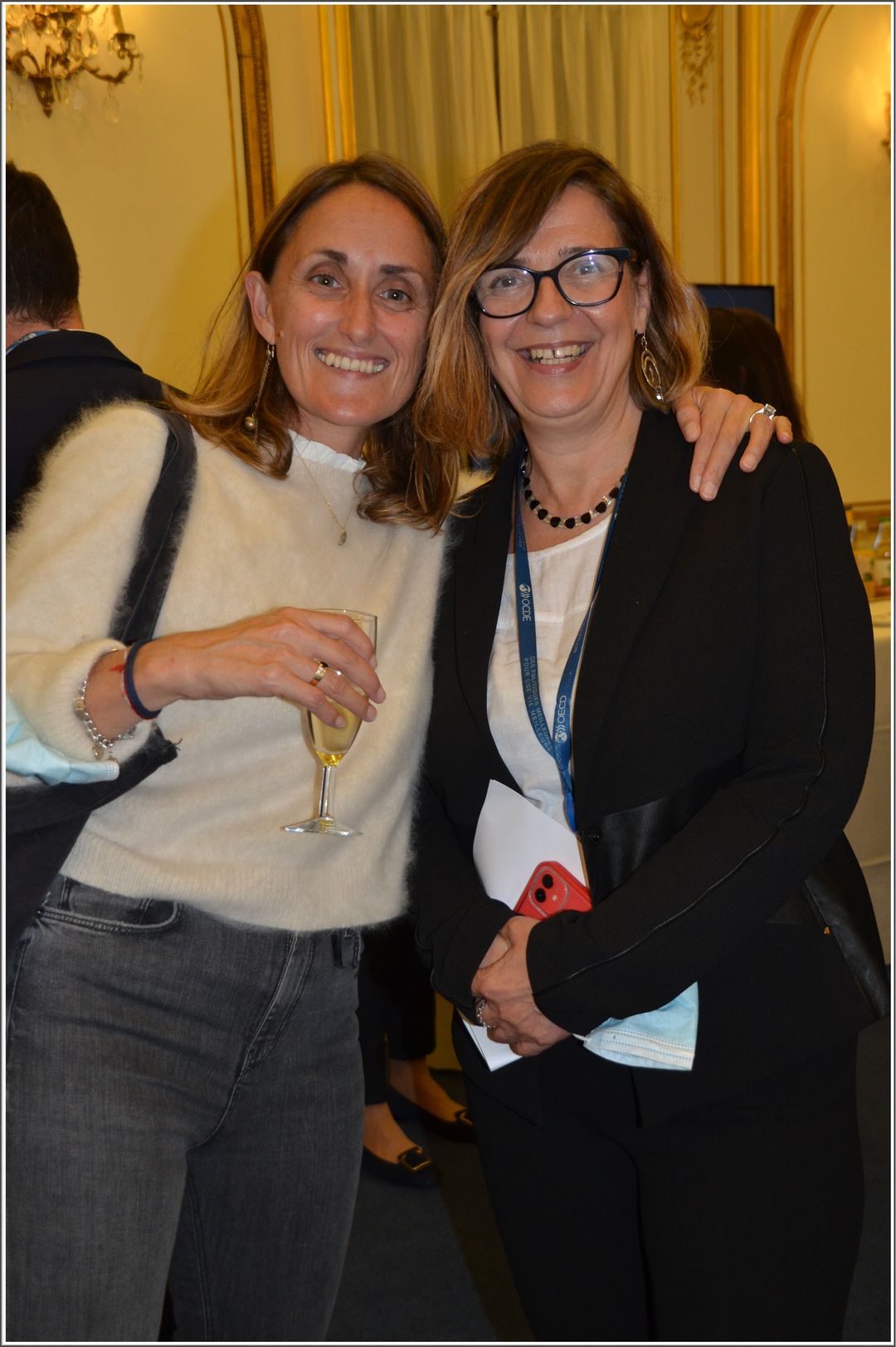 2021-10-20-(18h56m26s)-dsc-1059-mama-razzi.jpg