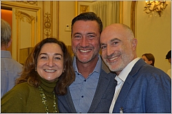 2021-10-20-(18h57m46s)-dsc-1064-mama-razzi.jpg
