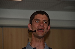 2022-06-07-(20h24m46s)-dsc_6038-mama-razzi.jpg 2022-06-07-(20h24m46s)-dsc_6038-mama-razzi.jpg