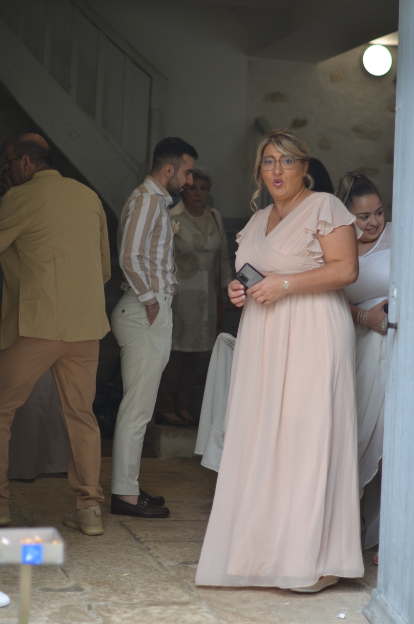 003-2022-06-25-13h41mn30s-329-(mama-razzi).jpg