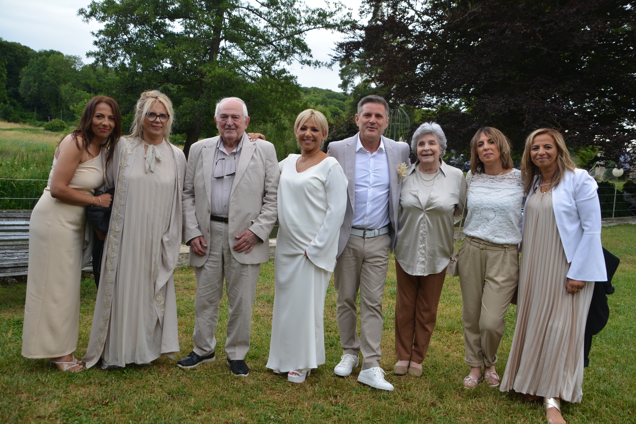 005-2022-06-25-18h36mn16s-524-(mama-razzi).jpg