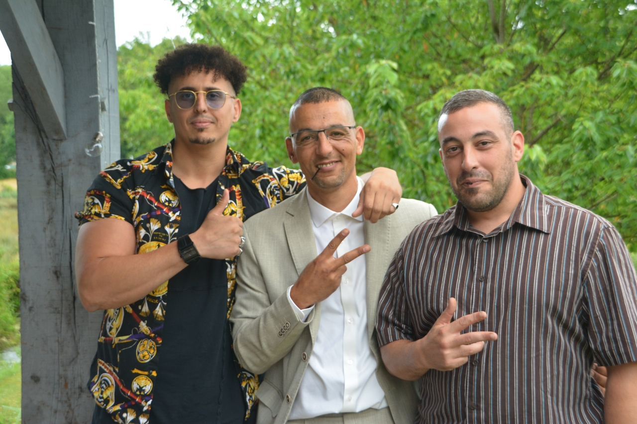 005-2022-06-25-18h47mn30s-568-(mama-razzi).jpg