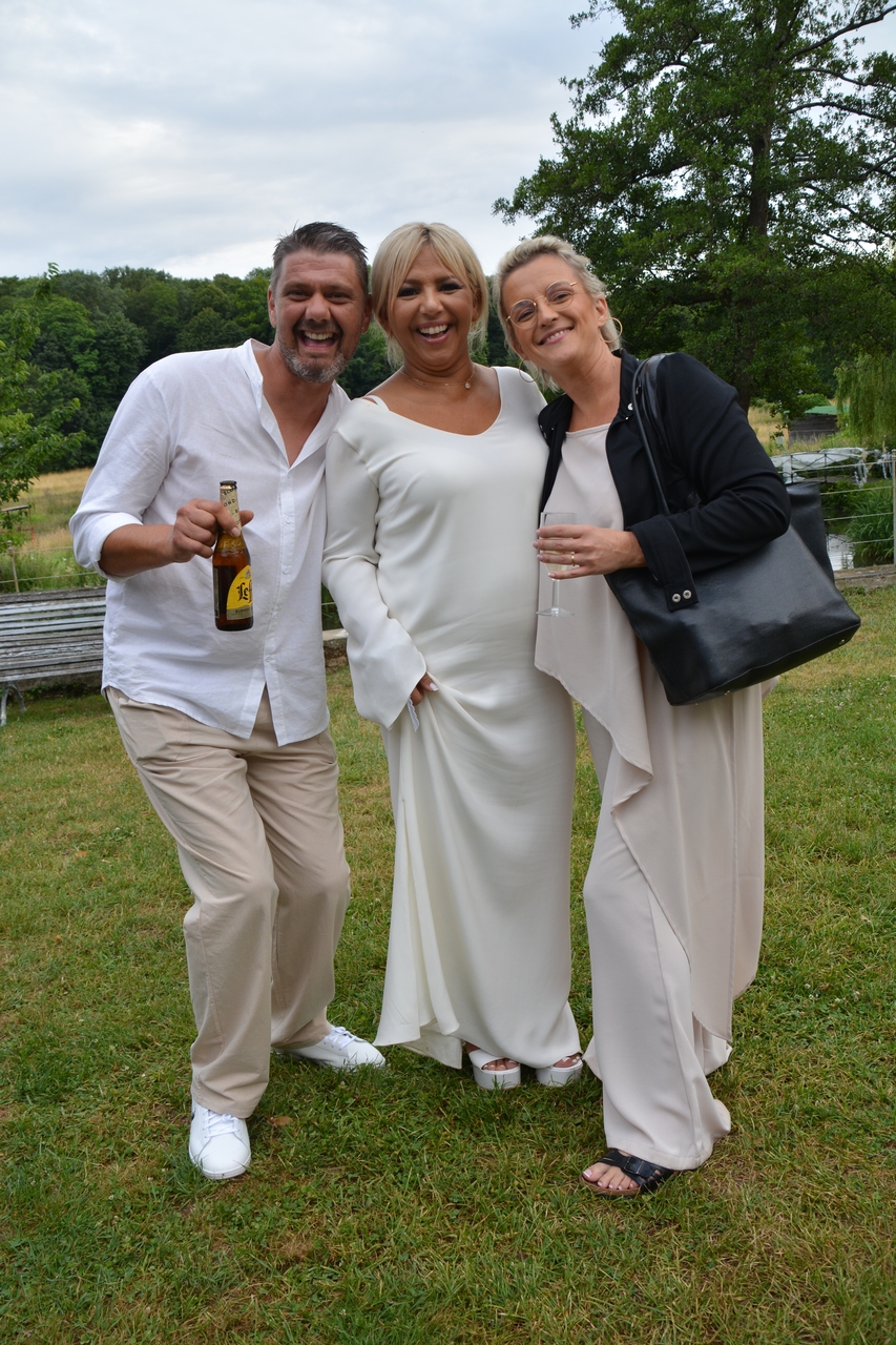 005-2022-06-25-19h25mn36s-681-(mama-razzi).jpg