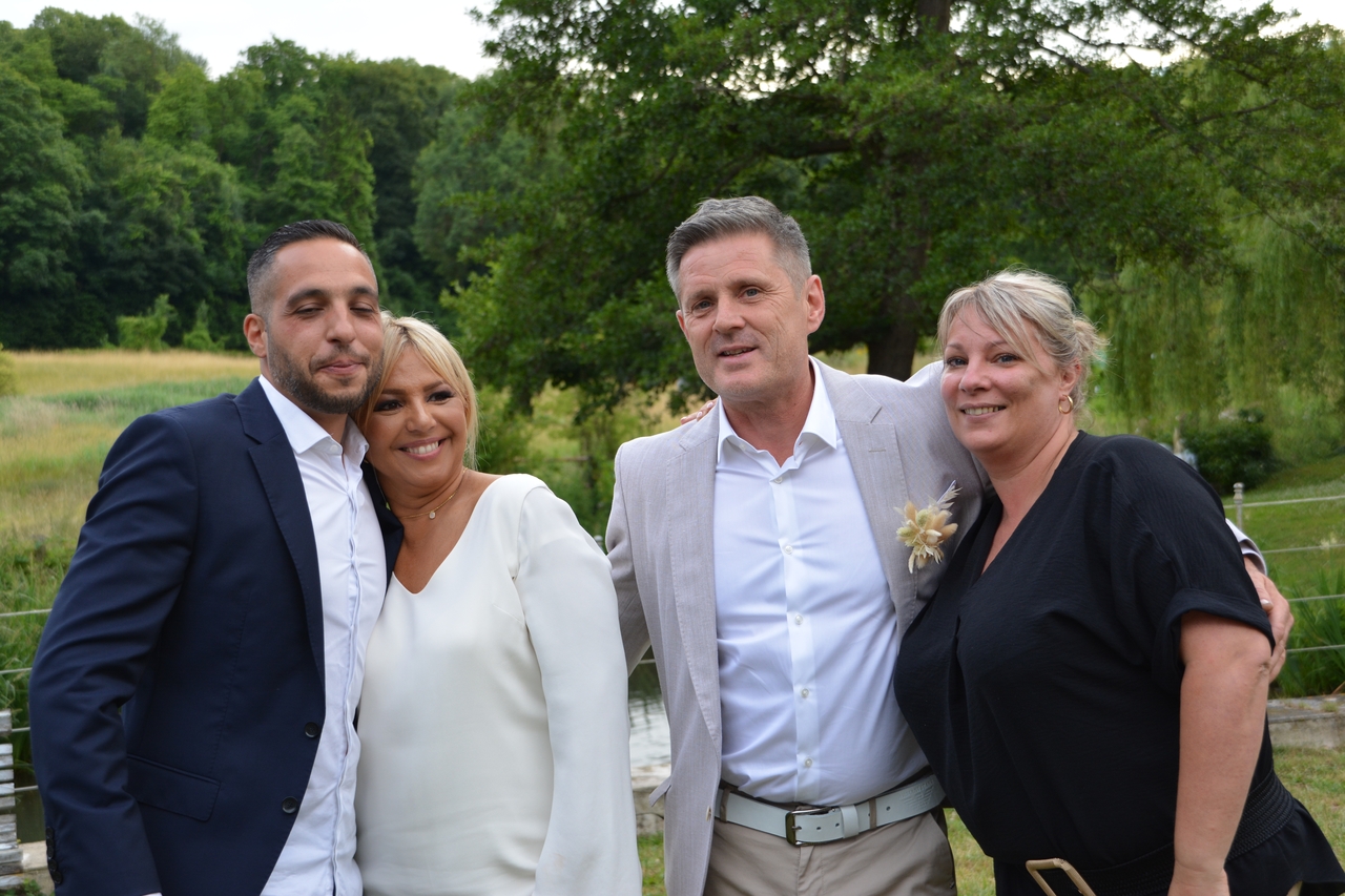005-2022-06-25-19h27mn45s-705-(mama-razzi).jpg