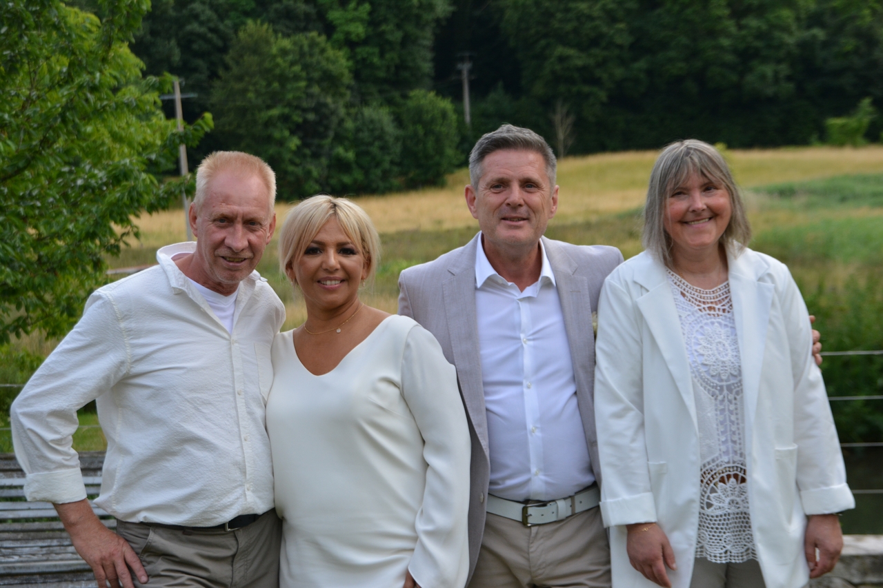 005-2022-06-25-19h32mn11s-741-(mama-razzi).jpg