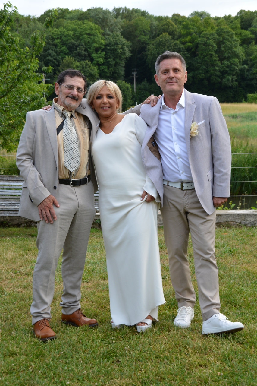 005-2022-06-25-19h33mn17s-751-(mama-razzi).jpg