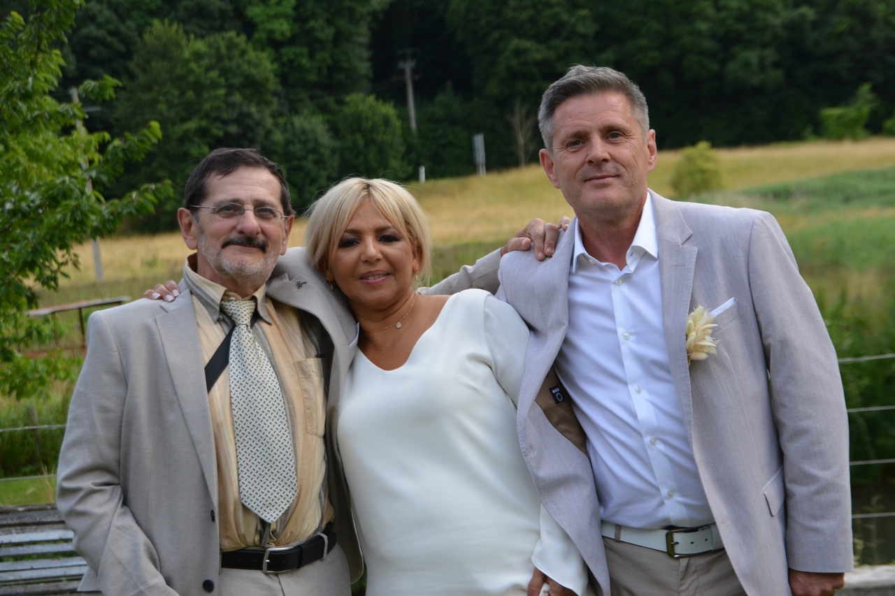 005-2022-06-25-19h33mn20s-755-(mama-razzi).jpg