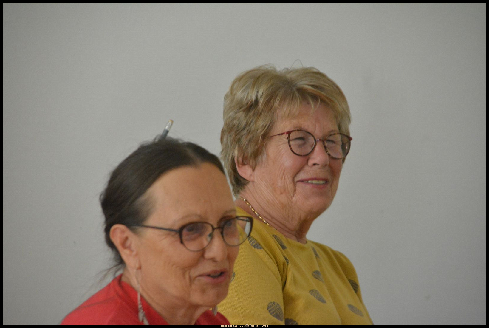 2022-09-24-(12h49m40s)-dsc_0136-mama-razzi-encadre.jpg