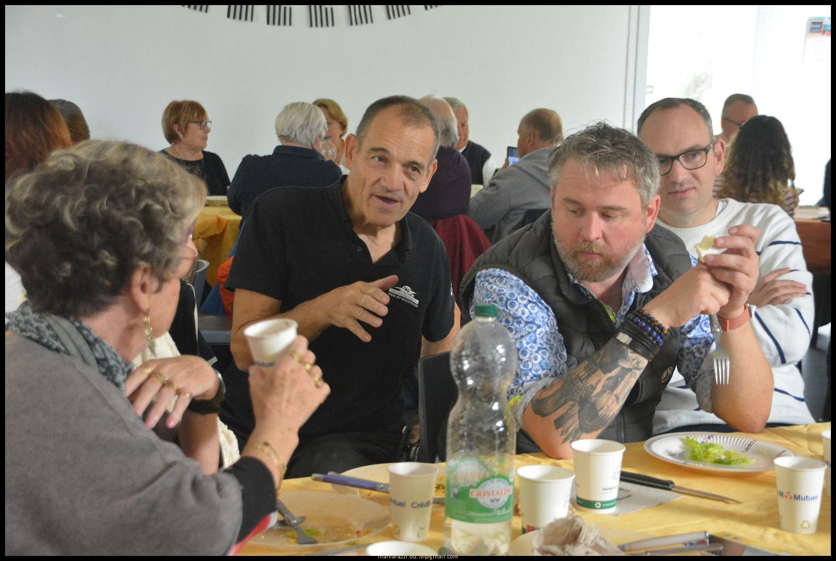 2022-09-24-(14h31m00s)-dsc_0260-mama-razzi-encadre.jpg