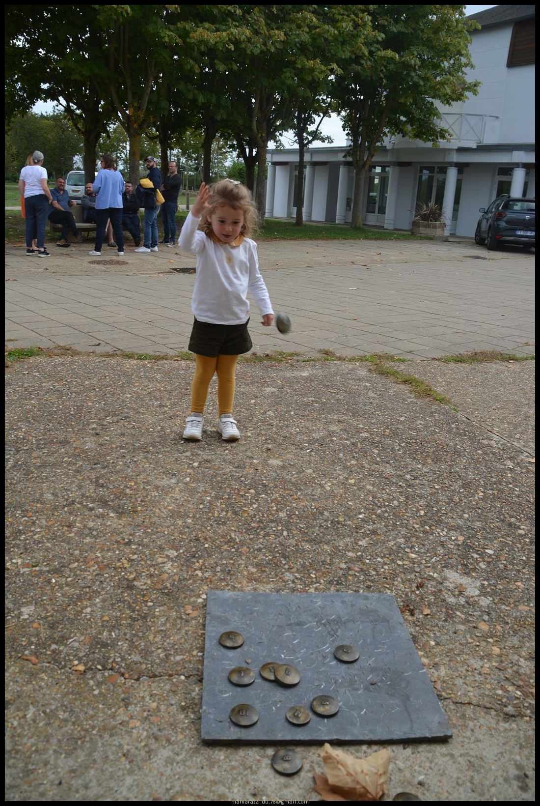 2022-09-24-(16h49m10s)-dsc_0440-mama-razzi-encadre.jpg