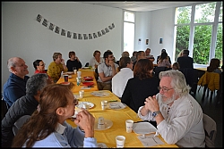2022-09-24-(12h53m06s)-dsc_0163-mama-razzi-encadre.jpg 2022-09-24-(12h53m06s)-dsc_0163-mama-razzi-encadre.jpg