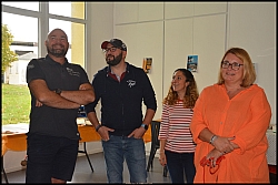 2022-09-24-(16h16m04s)-dsc_0353-mama-razzi-encadre.jpg 2022-09-24-(16h16m04s)-dsc_0353-mama-razzi-encadre.jpg