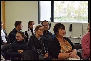 2022-11-19-(14h57m06s)-dsc_0049-mama-razzi-encadre.jpg 2022-11-19-(14h57m06s)-dsc_0049-mama-razzi-encadre.jpg