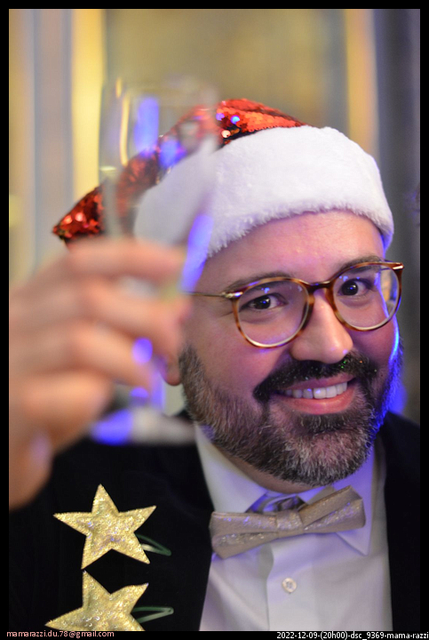 2022-12-09-(20h00)-dsc_9369-mama-razzi-encadre.jpg