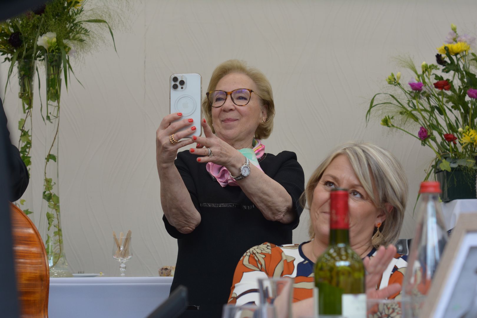 13-2023-03-12-(16h14m)-dsc_0211-mama-razzi.jpg