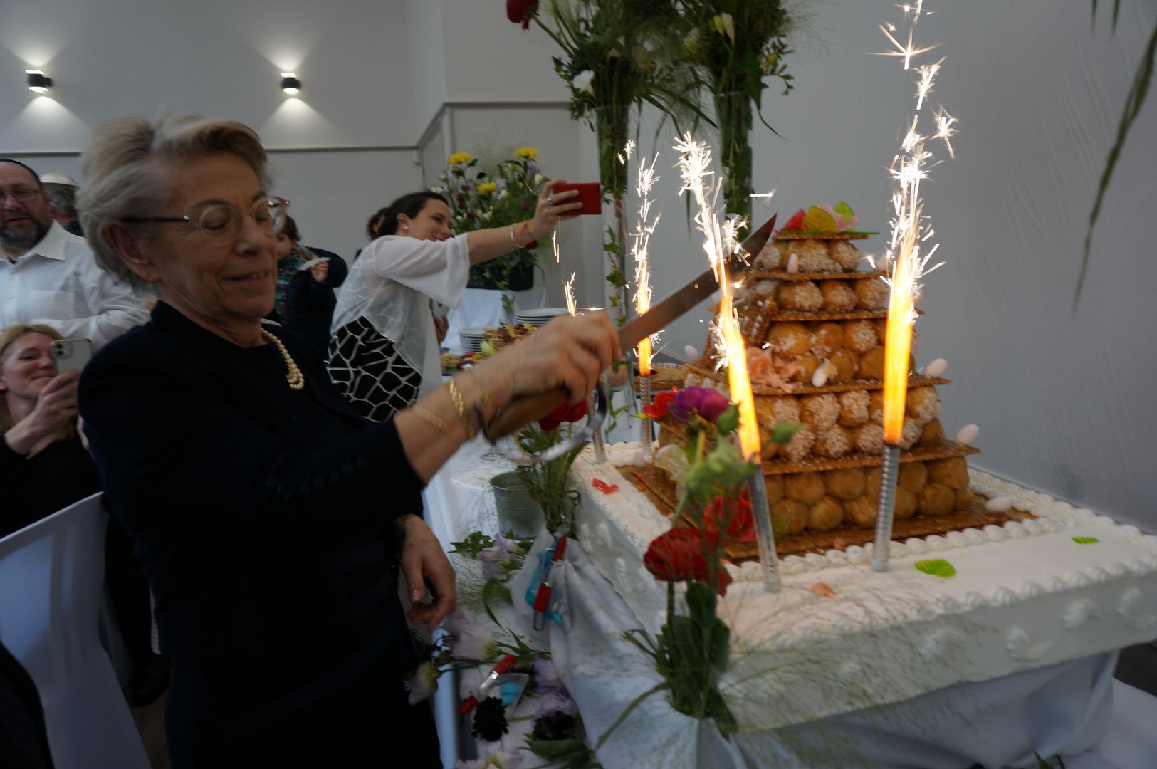 14-2023-03-12-(15h30m)-dsc02569-sony-mama-razzi.jpg