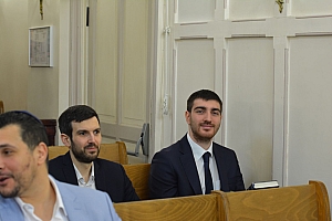 05-2023-03-12-(11h14m)-dsc_0010-mama-razzi.jpg 05-2023-03-12-(11h14m)-dsc_0010-mama-razzi.jpg