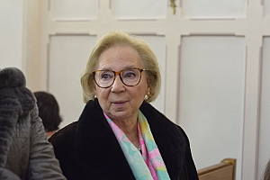 05-2023-03-12-(11h24m)-dsc_0047-mama-razzi.jpg 05-2023-03-12-(11h24m)-dsc_0047-mama-razzi.jpg