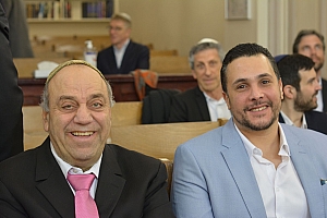 05-2023-03-12-(11h24m)-dsc_0050-mama-razzi.jpg 05-2023-03-12-(11h24m)-dsc_0050-mama-razzi.jpg