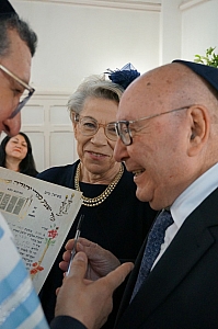 06-2023-03-12-(11h44m)-dsc02215-sony-mama-razzi.jpg 06-2023-03-12-(11h44m)-dsc02215-sony-mama-razzi.jpg