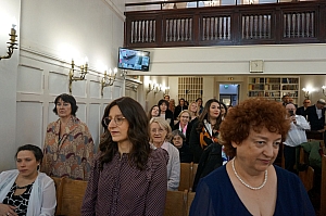 06-2023-03-12-(11h54m)-dsc02265-sony-mama-razzi.jpg 06-2023-03-12-(11h54m)-dsc02265-sony-mama-razzi.jpg