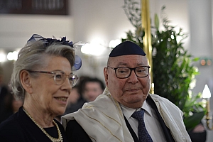 06-2023-03-12-(12h08m)-dsc_0144-mama-razzi.jpg 06-2023-03-12-(12h08m)-dsc_0144-mama-razzi.jpg