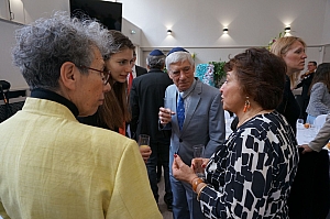 08-2023-03-12-(13h03m)-dsc02361-sony-mama-razzi.jpg 08-2023-03-12-(13h03m)-dsc02361-sony-mama-razzi.jpg