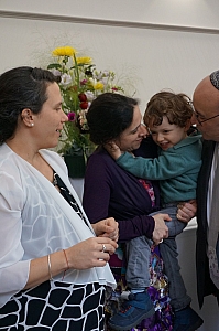 08-2023-03-12-(13h40m)-dsc02394-sony-mama-razzi.jpg 08-2023-03-12-(13h40m)-dsc02394-sony-mama-razzi.jpg