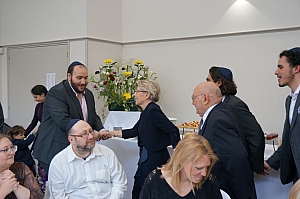 09-2023-03-12-(15h33m)-dsc02580-sony-mama-razzi.jpg 09-2023-03-12-(15h33m)-dsc02580-sony-mama-razzi.jpg
