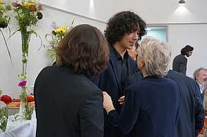 12-2023-03-12-(15h24m)-dsc02539-sony-mama-razzi.jpg 12-2023-03-12-(15h24m)-dsc02539-sony-mama-razzi.jpg