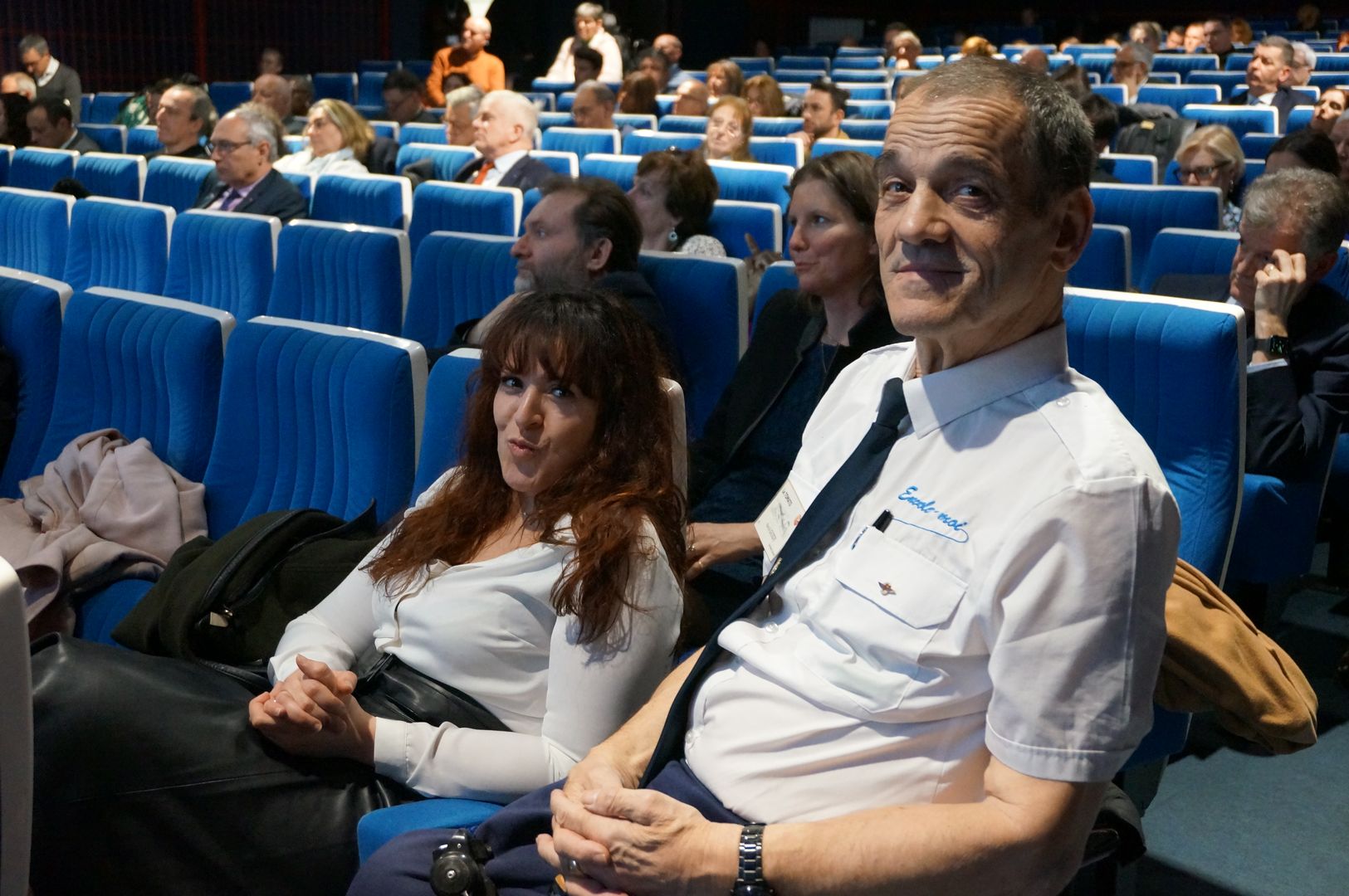 2023-03-17-(20h41m)-dsc02758-sony-mama-razzi.jpg
