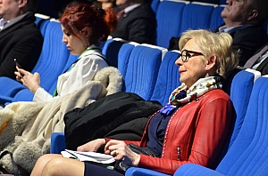2023-03-17-(20h52m)-dsc_0766-mama-razzi.jpg