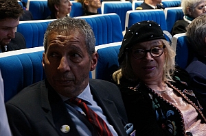 2023-03-17-(21h44m)-dsc02806-sony-mama-razzi.jpg