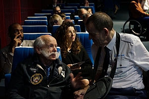 2023-03-17-(21h45m)-dsc02812-sony-mama-razzi.jpg
