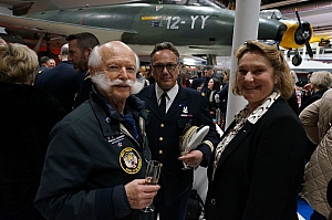 2023-03-17-(22h28m)-dsc02916-sony-mama-razzi.jpg