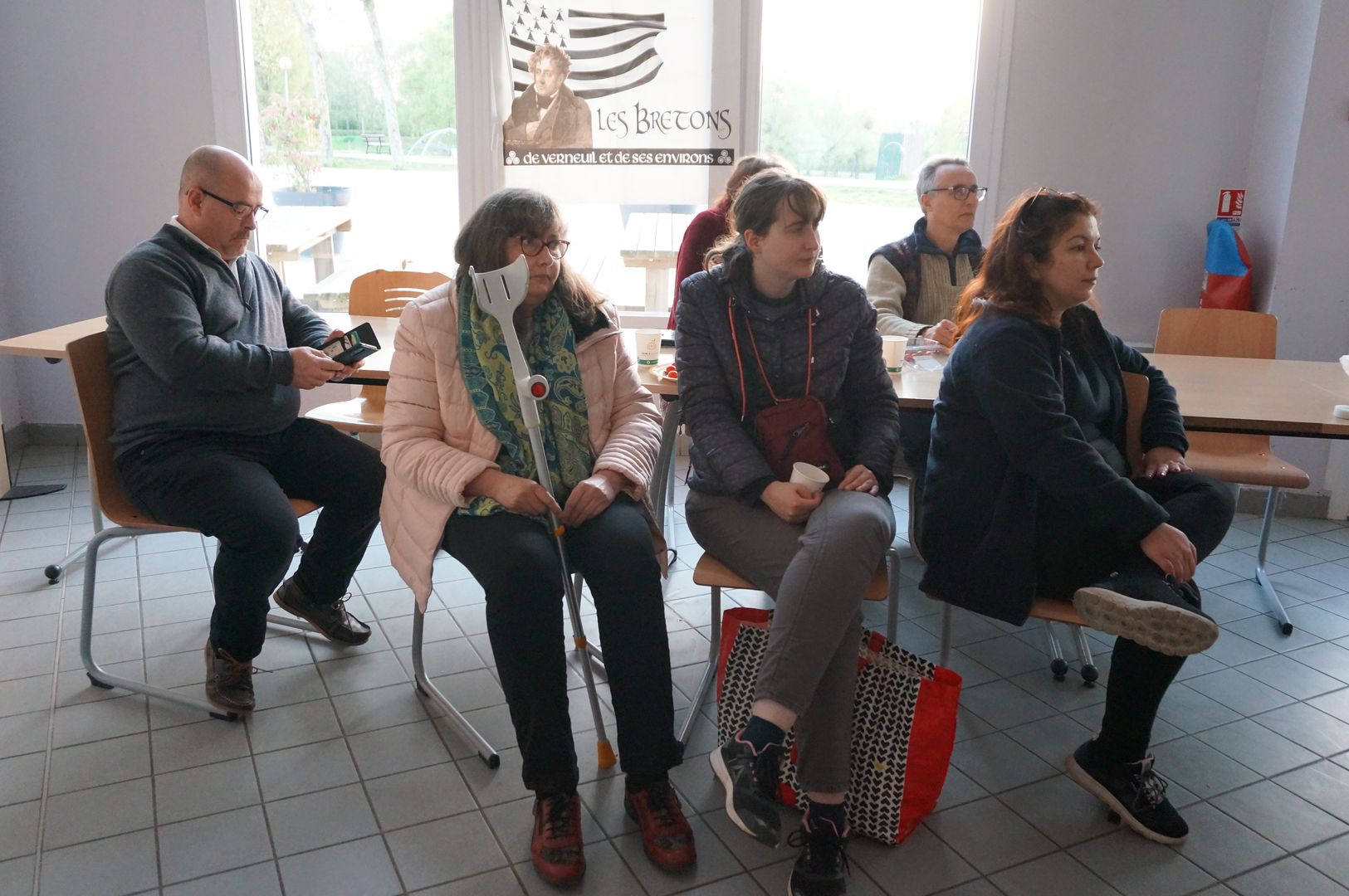 2023-04-21-(19h47m)-dsc03175-mama-razzi.jpg
