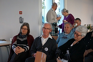 2023-04-21-(19h36m)-dsc03153-mama-razzi.jpg 2023-04-21-(19h36m)-dsc03153-mama-razzi.jpg