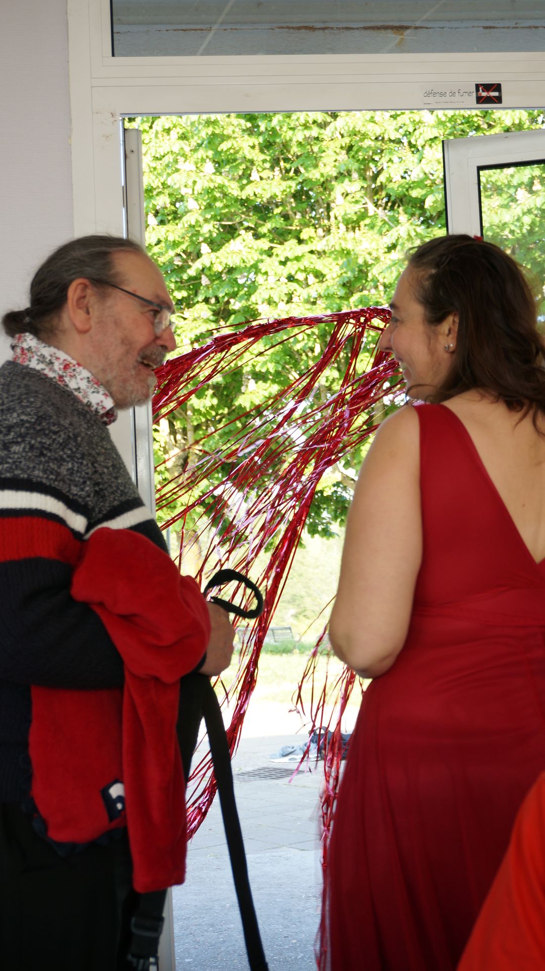 2023-05-18-(19h16m)-dsc04438-mama-razzi.jpg