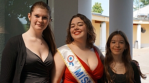 2023-05-18-(15h25m)-dsc04117-mama-razzi.jpg 2023-05-18-(15h25m)-dsc04117-mama-razzi.jpg