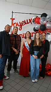 2023-05-18-(15h49m)-dsc04175-mama-razzi.jpg 2023-05-18-(15h49m)-dsc04175-mama-razzi.jpg