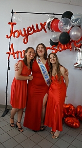 2023-05-18-(15h51m)-dsc04183-mama-razzi.jpg 2023-05-18-(15h51m)-dsc04183-mama-razzi.jpg