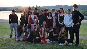2023-05-18-(21h05m)-dsc04561-mama-razzi.jpg 2023-05-18-(21h05m)-dsc04561-mama-razzi.jpg